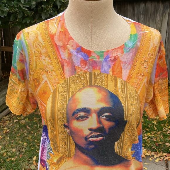 Tupac Amaru T-Shirt Awa Merch 2014 Men's size Large - Picture 2 of 9